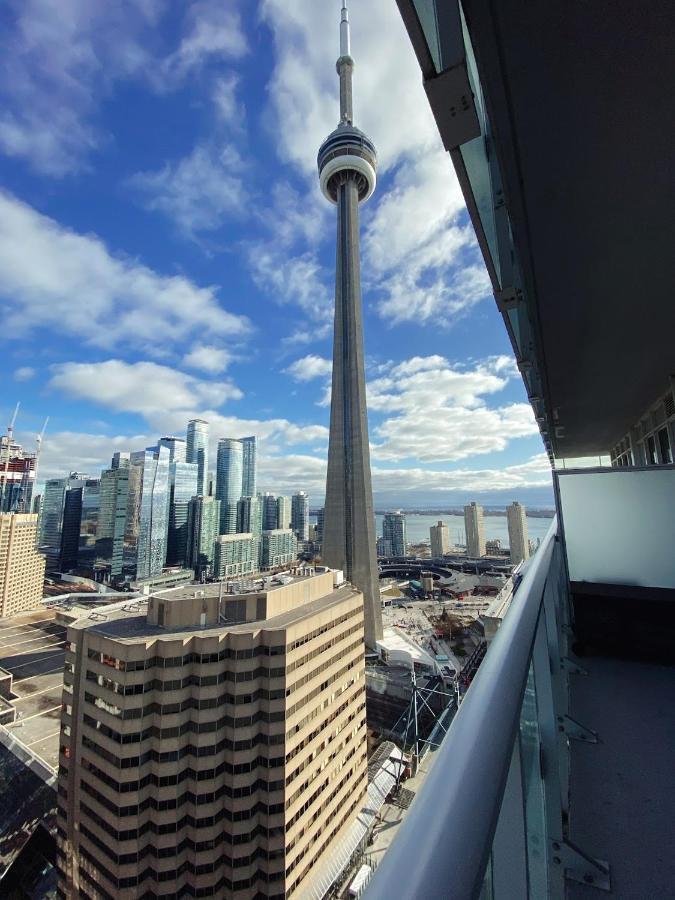 Luxury Condo On Cn Tower Toronto Luaran gambar